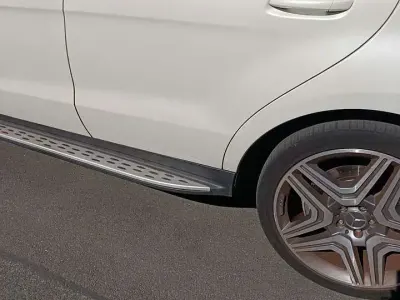 Gebraucht Mercedes ML63 AMG AMG 525 PS (386 kW) 2013 Weiß SUV