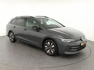 Gebraucht VW Golf VIII Goal 150 PS (110 kW) 2025 Grau Kombi