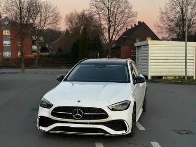 Gebraucht Mercedes C200 AMG line 204 PS (150 kW) 2022 Weiß Limousine