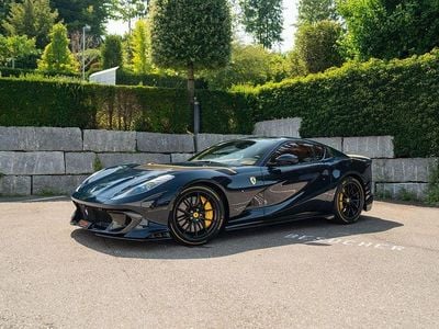 Blau Gebraucht 2022 Ferrari 812 | 1.550.000 €
