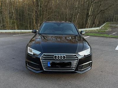 Gebraucht Audi A4 S-Line 150 PS (110 kW) 2019 Schwarz Kombi