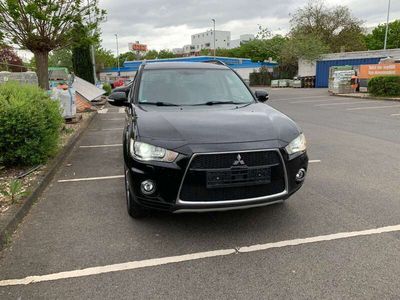 gebraucht Mitsubishi Outlander 2.0 erste Hand