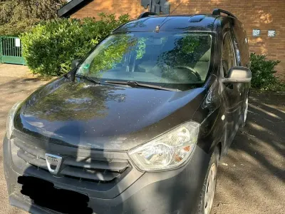 Gebraucht Dacia Dokker 116 PS (85 kW) 2015 Schwarz Van / Kleinbus