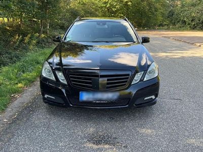 Gebraucht Mercedes E350 231 PS (169 kW) 2010 Schwarz Kombi