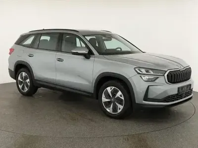 Neu Skoda Kodiaq Selection 150 PS (110 kW) 2026 Grau SUV