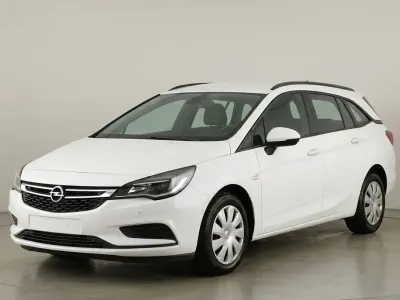 Używany Opel Astra 105 KM (77 kW) 2020 Biały Kombi