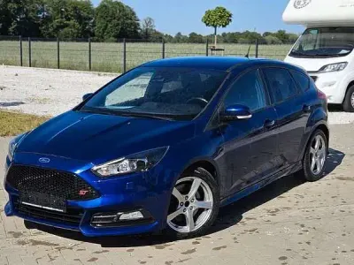 Gebraucht Ford Focus ST 250 PS (183 kW) 2017 Blau Limousine