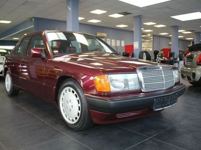 Gebraucht Mercedes 190 Avantgarde 109 PS (80 kW) 1992 Unbekannt Limousine