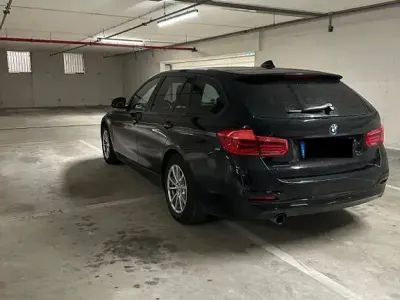 Gebraucht BMW 318 Sport Line 136 PS (100 kW) 2017 Schwarz Kombi