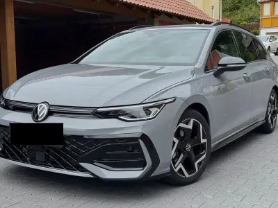 Gebraucht VW Golf VIII R-line 150 PS (110 kW) 2025 Grau Kombi