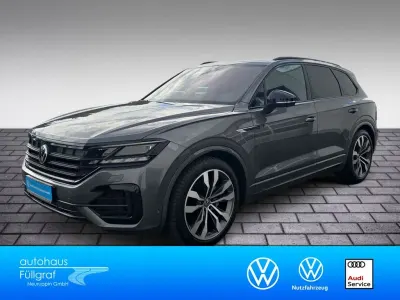 Gebraucht VW Touareg R-line 286 PS (210 kW) 2023 Grau SUV