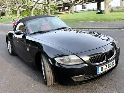 Gebraucht BMW Z4 Sport Line 150 PS (110 kW) 2006 Schwarz Cabrio