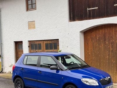 Gebraucht Skoda Fabia 69 PS (50 kW) 2009 Blau Limousine