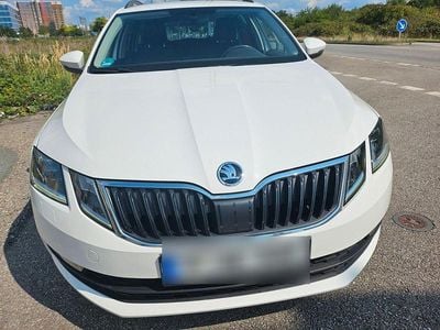 Brugt Skoda Octavia Ambition 150 HK (110 kW) 2020 Hvid Stationcar
