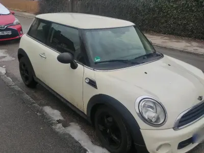Gebraucht Mini ONE 100 PS (73 kW) 2016 Weiß Kleinwagen