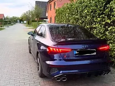 Gebraucht Audi S3 Sport 310 PS (228 kW) 2022 Blau Limousine
