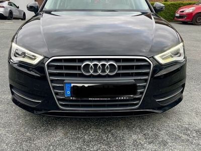 gebraucht Audi A3 Sportback 16 TDI Ultra Attraction