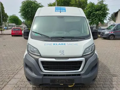 Gebraucht Peugeot Boxer 110 PS (80 kW) 2017 Weiß Van