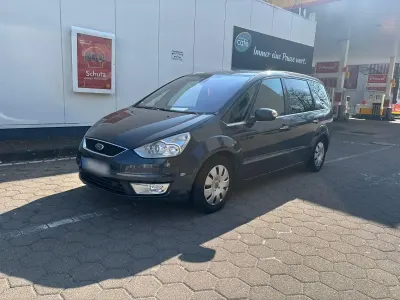 Gebraucht Ford Galaxy 175 PS (128 kW) 2010 Grau Van / Kleinbus