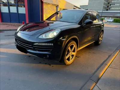 Gebraucht Porsche Cayenne 241 PS (177 kW) 2011 Schwarz SUV