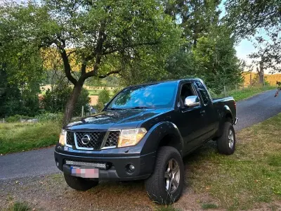 Gebraucht Nissan Navara 171 PS (125 kW) 2008 Schwarz Pickup