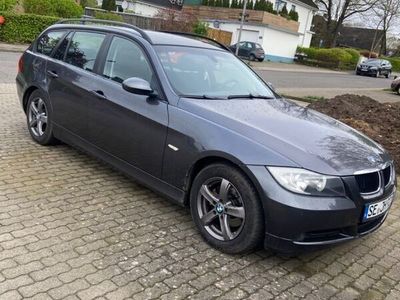 gebraucht BMW 320 i touring -