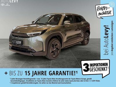 Neu Toyota Urban Cruiser 128 kW (175 PS) 2026 Land breeze green metallic SUV