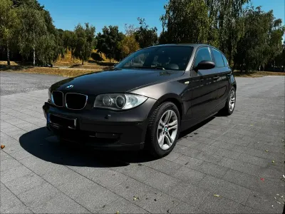 Gebraucht BMW 116 122 PS (89 kW) 2007 Braun Kleinwagen