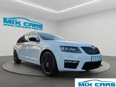 Gebraucht Skoda Octavia vRS 220 PS (161 kW) 2015 Moonweiss metallic Kombi