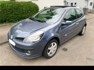 Brugt Renault Clio II 111 HK (81 kW) 2006 Blå Hatchback