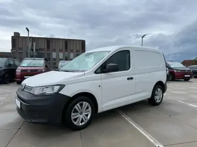 Gebraucht VW Caddy 102 PS (75 kW) 2021 Weiß Van / Kleinbus