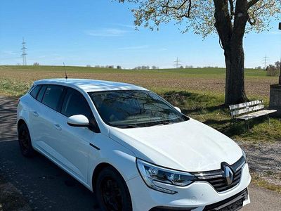 Gebraucht Renault Mégane GrandTour 116 PS (85 kW) 2019 Weiß Kombi