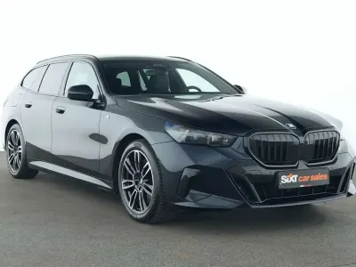 Gebraucht BMW 540 M Sport 303 PS (222 kW) 2025 Schwarz Limousine
