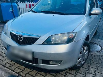 Second-hand Mazda 2 80 CP (58 kW) 2004 Argintiu Hatchback