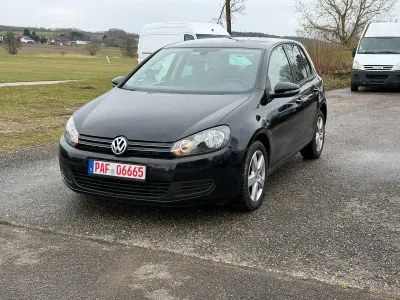 Gebraucht VW Golf VII Comfortline 105 PS (77 kW) 2012 Schwarz Limousine