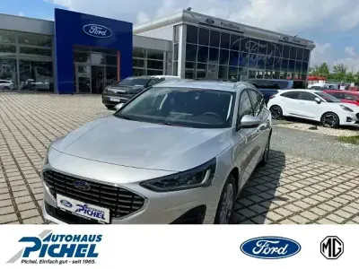 Neu Ford Focus Titanium X 125 PS (91 kW) 2025 Silber Limousine