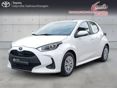 Gebraucht Toyota Yaris Business Edition 116 PS (85 kW) 2022 Weiß Kleinwagen