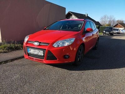 Rot Gebraucht 2014 Ford Focus SYNC Edition Kombi | 6.000 € (Fairer Preis)