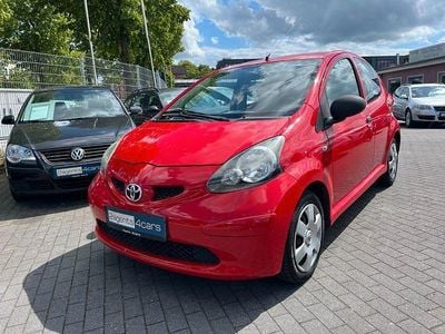 Usata Toyota Aygo Basis 68 CV (50 kW) 2008 Rosso Utilitaria