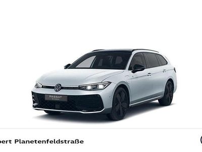 Second-hand VW Passat R-line 272 CP (200 kW) 2025 Argintiu Break