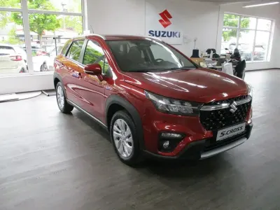 Neu Suzuki SX4 S-Cross Comfort 129 PS (94 kW) 2026 Rot SUV