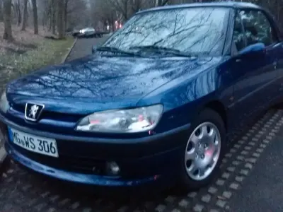 Gebraucht Peugeot 306 Cabriolet 89 PS (65 kW) 1998 Blau Cabrio