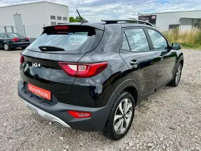 Gebraucht Kia Stonic Vision 101 PS (74 kW) 2022 Schwarz SUV