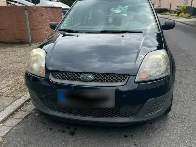 Gebraucht Ford Fiesta 70 PS (51 kW) 2006 Blau Kleinwagen
