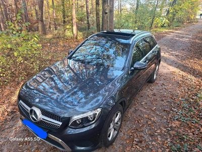 Mercedes GLC220