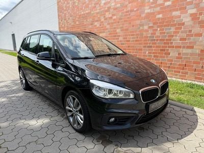 Second-hand BMW 220 Advantage 190 CP (139 kW) 2018 Negru Monovolum