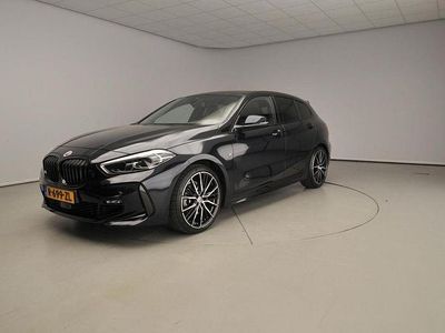 Usata BMW 118 Performance 136 CV (100 kW) 2022 Nero Utilitaria