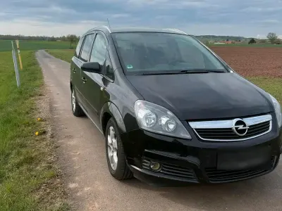 Brugt Opel Zafira 120 HK (88 kW) 2007 Sort MPV