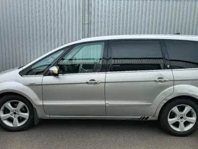 Gebraucht Ford Galaxy 140 PS (102 kW) 2007 Van / Kleinbus
