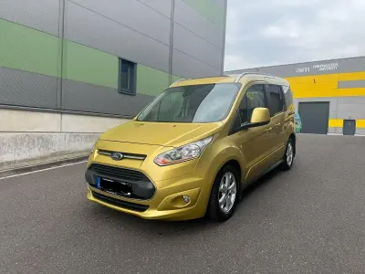 Gebraucht Ford Tourneo Connect Titanium 101 PS (74 kW) 2015 Gelb Van / Kleinbus